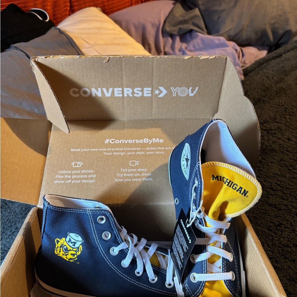 Converse High-Tops - Univ of Michigan NWT